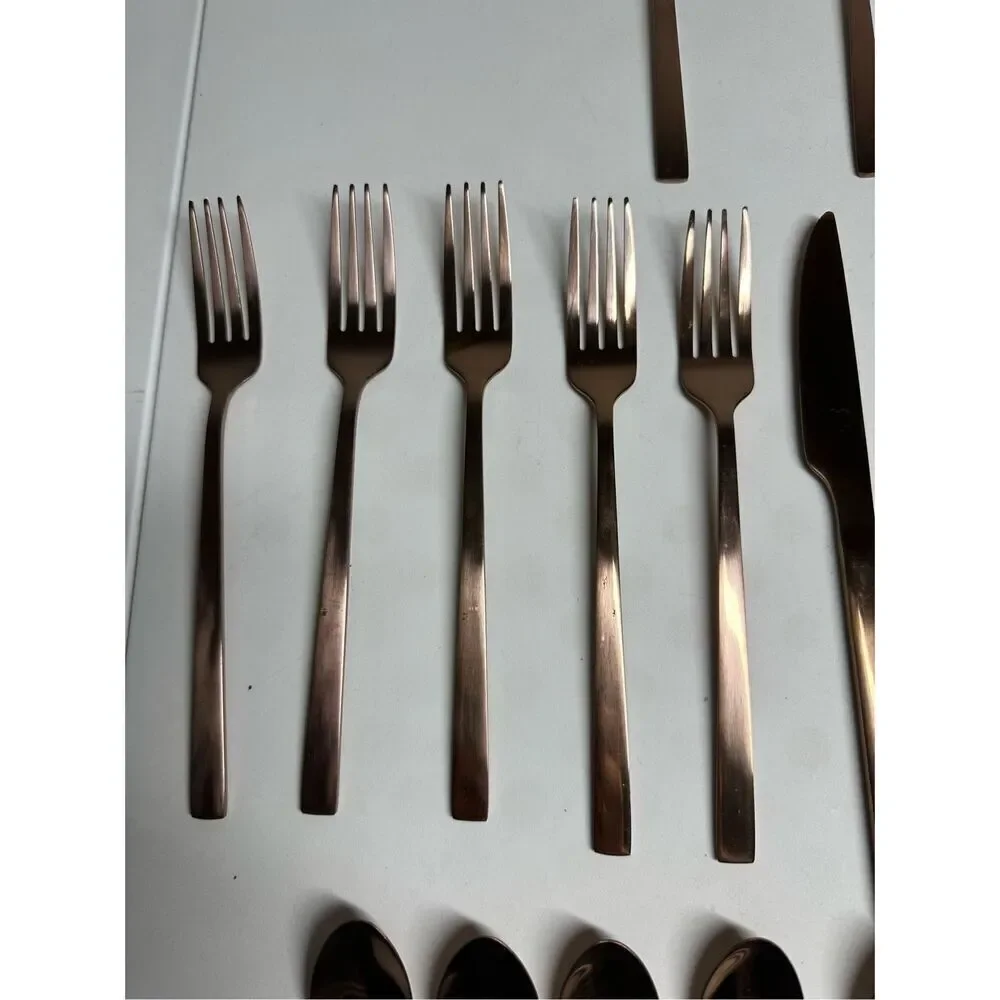 25 pcs Brushed Bronze Flatware Dinner Forks, Knives, Spoons Teaspoons Ds Forks